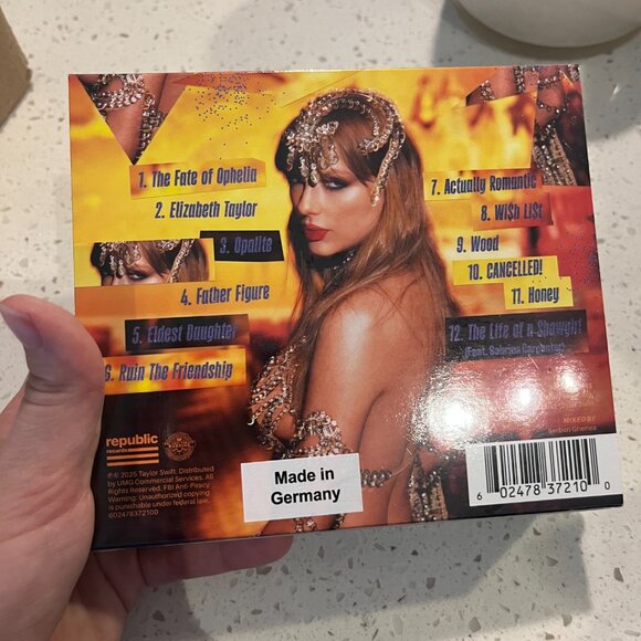 Taylor Swift The Life of a Showgirl It’s Rapturous Deluxe CD Set - Picture 3 of 5